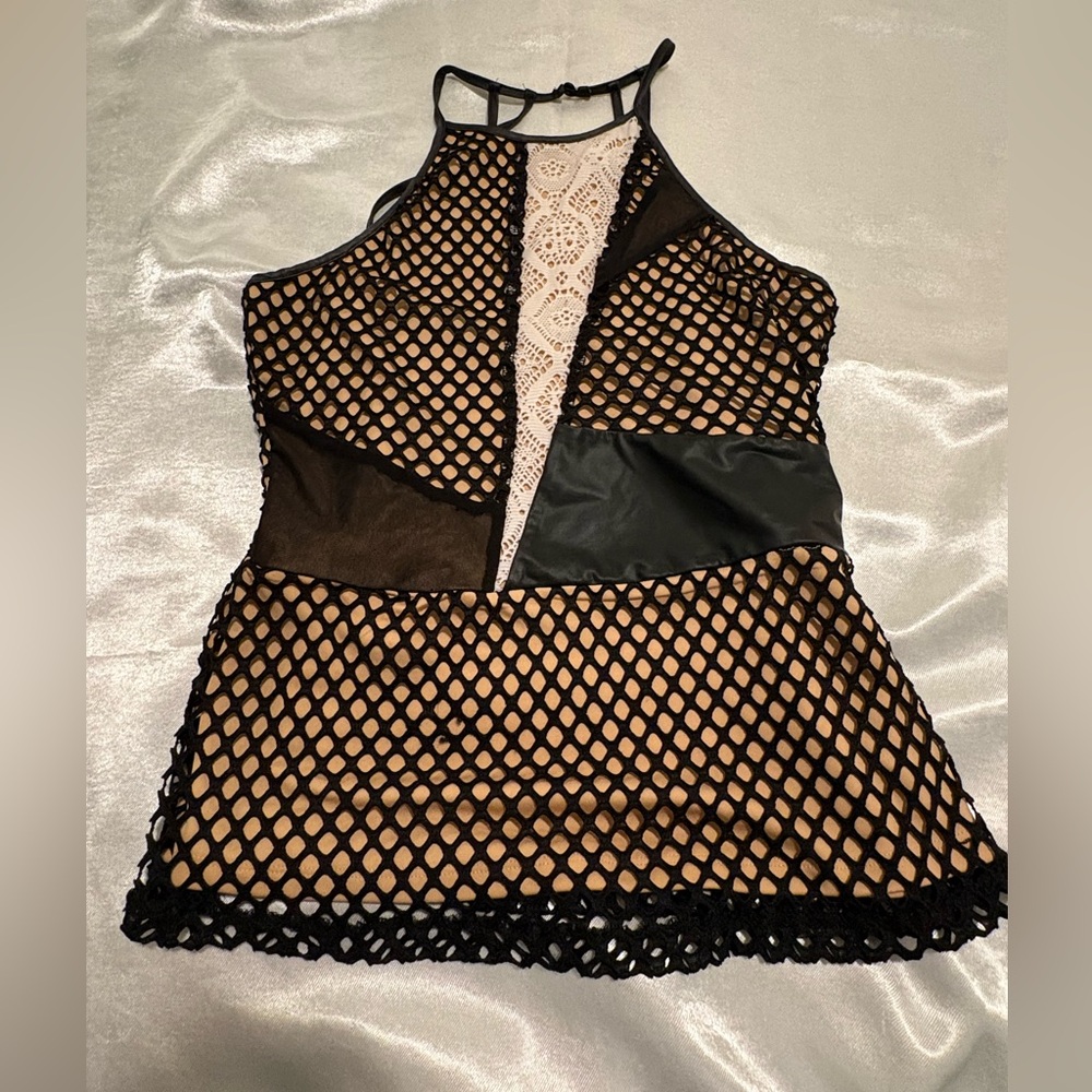 Buckle Black and Tan Mesh Blouse